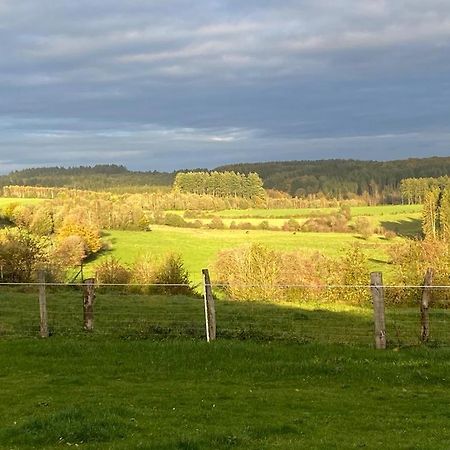 Pipowagen Monceau-En-Ardenne Villa Bièvre Kültér fotó